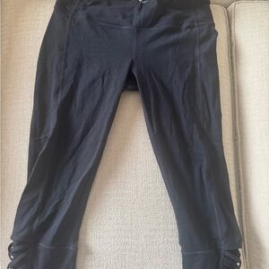 Athleta Black Leggings with Stylish Cutouts, size Medium, GUC